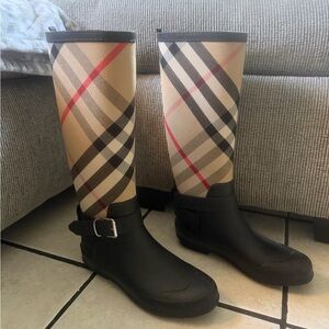 Authentic Burberry rain boots